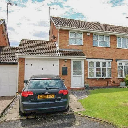 Rent this 3 bed duplex on Leven Way in Coventry, CV2 2RA