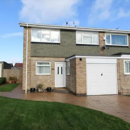 Buy this 3 bed townhouse on Cateran Way in East Cramlington, NE23 6EX