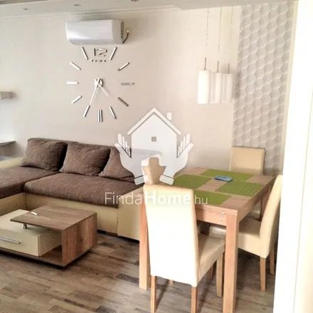 Rent this 2 bed apartment on Debrecen in Csónak utca, 4030