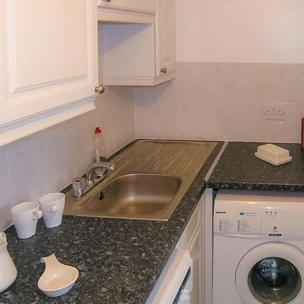 Rent this 1 bed apartment on Brudenell Road Chestnut Avenue in Brudenell Road, Leeds