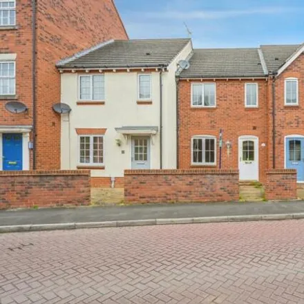 Buy this 3 bed townhouse on Rumbold Avenue in Fradley, WS13 8TE