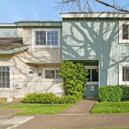 Rent this 3 bed townhouse on 1097 Eagle Lane in Foster City, CA 94404