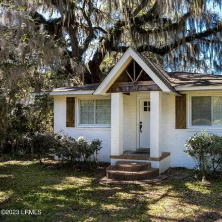 Rent this 1 bed house on 2316 Depot Road in Beaufort, SC 29902