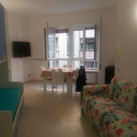 Image 2 - Via Giuseppe Zamboni, 00146 Rome RM, Italy - Apartment for rent