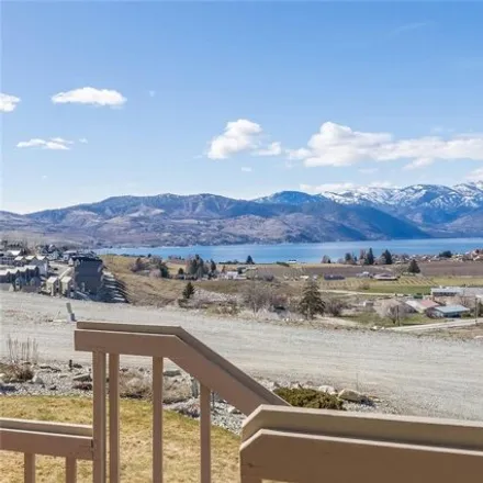 Buy this 3 bed house on 740 Golf Course Road in Chelan, Chelan County