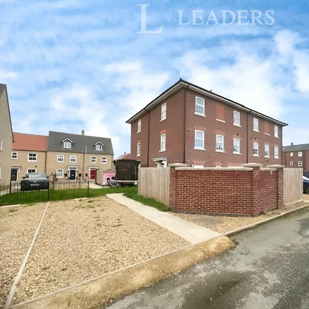 Rent this 3 bed townhouse on unnamed road in Spalding, PE11 1YJ