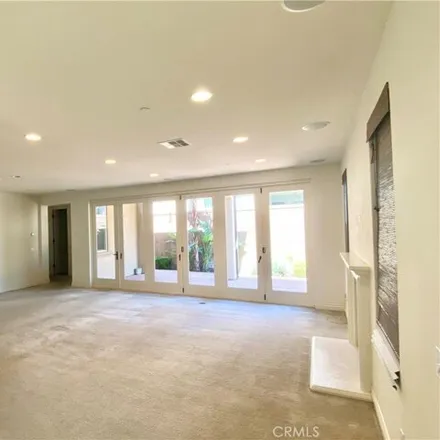 Image 3 - 124 Coyote Brush, Irvine, CA 92618, USA - House for rent