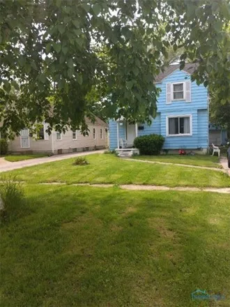 Buy this 3 bed house on 3052 Avondale Avenue in Vulcan, Toledo