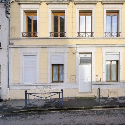 Image 9 - 02100 Saint-Quentin, France - Apartment for rent