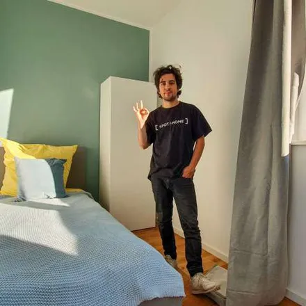 Rent this 4 bed apartment on Nazarethkirchstraße 50 in 13347 Berlin, Germany