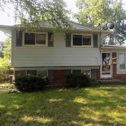 Rent this 3 bed house on 1155 West Elmwood Avenue in Clawson, MI 48017