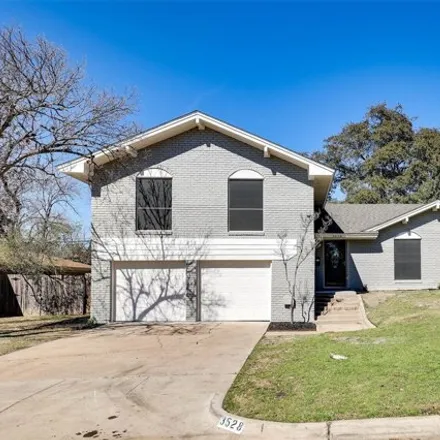 Buy this 5 bed house on 3528 Walton Avenue in Fort Worth, TX 76133