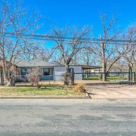 Buy this 3 bed house on 2073 South Hill Street in San Angelo, TX 76903