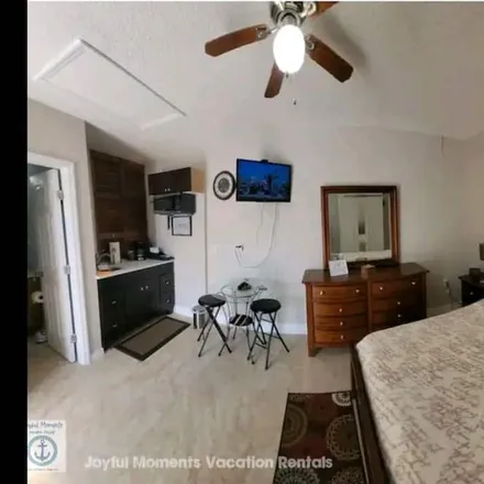 Rent this 1 bed apartment on Pinellas Park