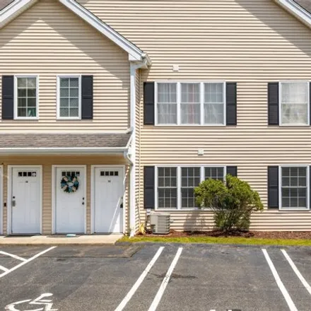 Buy this 1 bed condo on Beaver Brook Trail in Milford, CT 06461