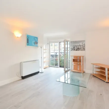 Image 3 - Baltic Place, Regent's Canal towpath, De Beauvoir Town, London, N1 5AQ, United Kingdom - Apartment for rent