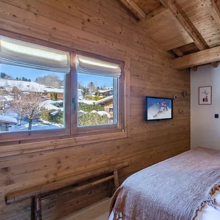 Rent this 5 bed house on 74120 Megève
