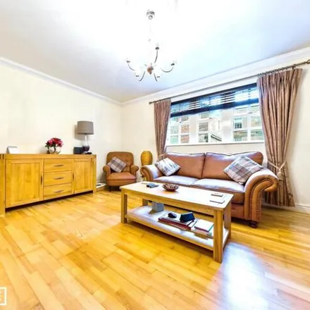 Image 7 - Prestbury Drive, St Helens, WA10 5RA, United Kingdom - Room for rent