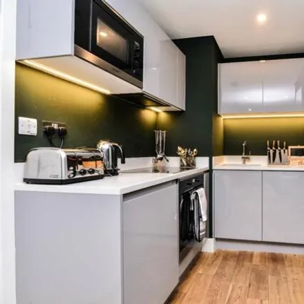 Image 4 - 20 Northdown Street, London, N1 9BN, United Kingdom - Apartment for sale