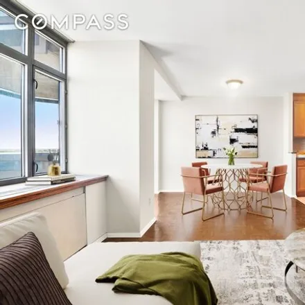 Image 3 - The Pinnacle, 112th Street, New York, NY 11375, USA - Condo for sale