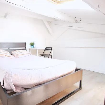 Rent this 2 bed room on 9 Rue de Lodi in 13006 6e Arrondissement, France