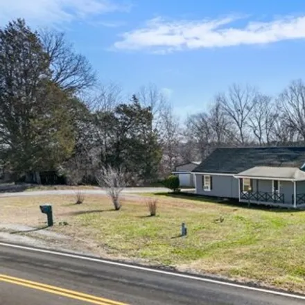 Image 9 - 1500 Lock B Rd S, Clarksville, Tennessee, 37040 - House for sale