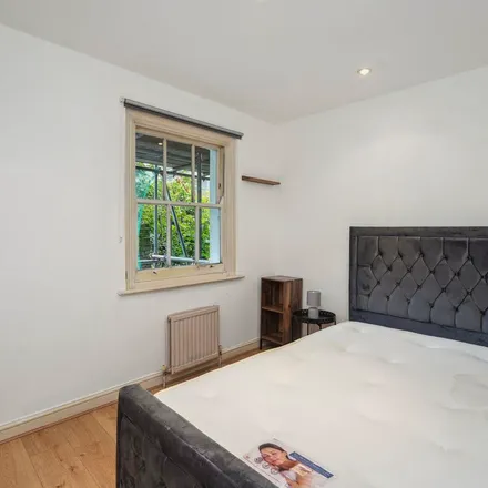 Image 4 - 92 Chepstow Road, London, W2 5BD, United Kingdom - Apartment for rent