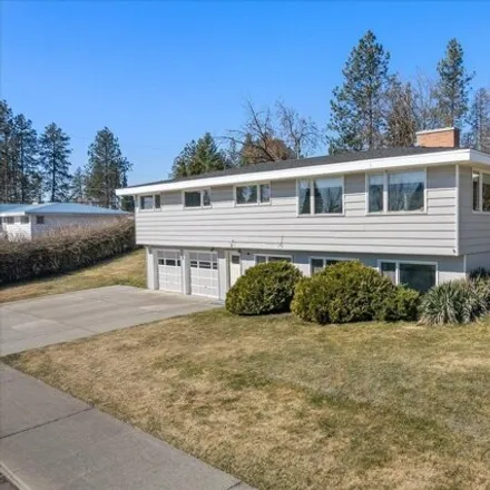 Buy this 5 bed house on 3634 West Taft Drive in Spokane, WA 99208