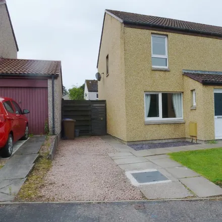 Rent this 2 bed duplex on Blackwell Road in Inverness, IV2 7DZ
