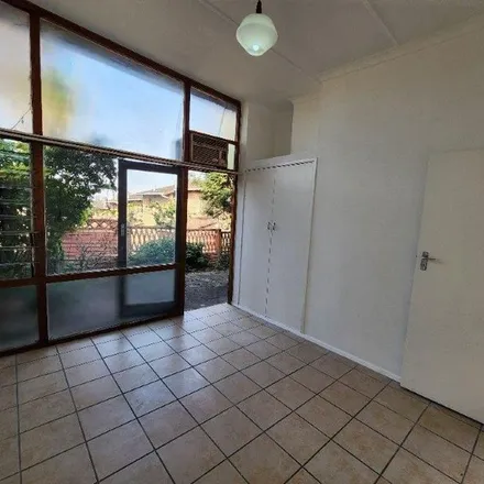 Rent this 2 bed apartment on Kings Road in Manors, Pinetown