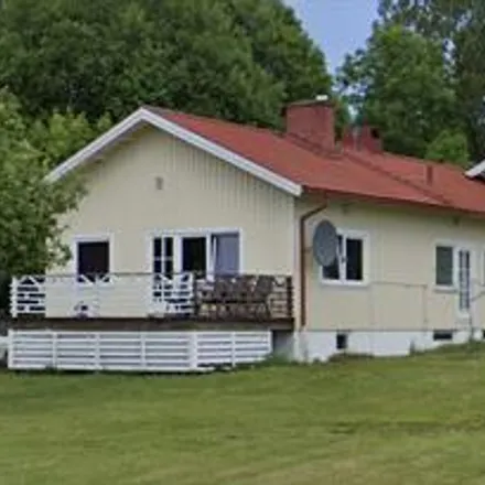 Rent this 4 bed townhouse on Paroy Dannike in Åsengård, Länghemsvägen