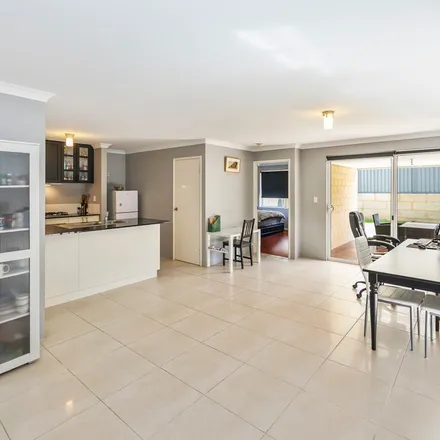 Image 4 - Columbia Crescent, Alkimos WA 6041, Australia - Apartment for rent