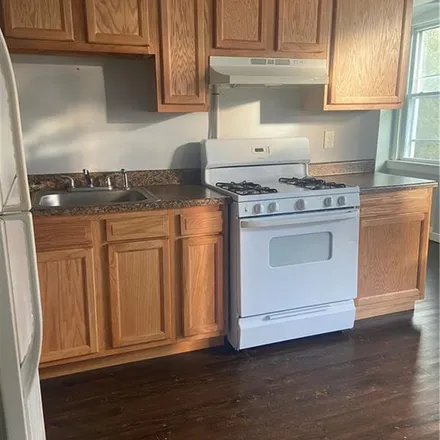 Rent this 2 bed apartment on 97 Harpers Ferry Road in Fair Lawn, Waterbury