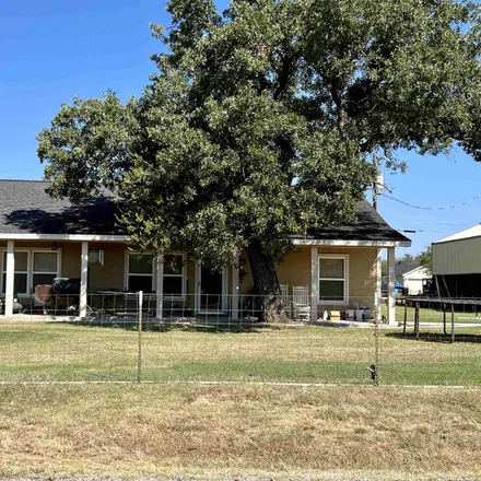 Buy this 2 bed house on 1501 Sioux Trail in Llano County, TX 78639