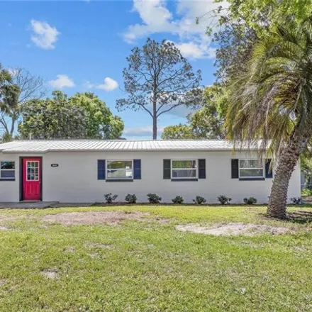 Buy this 3 bed house on 3035 Southeast 20th Avenue in Lakeview Estates, Alachua County