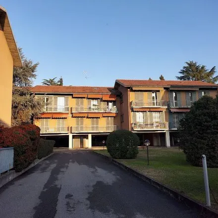 Rent this 2 bed apartment on Via Riviera 87 in 27100 Pavia PV, Italy