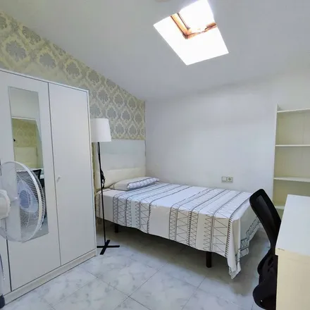 Rent this 1 bed apartment on Calle de Gaztambide in 43, 28015 Madrid