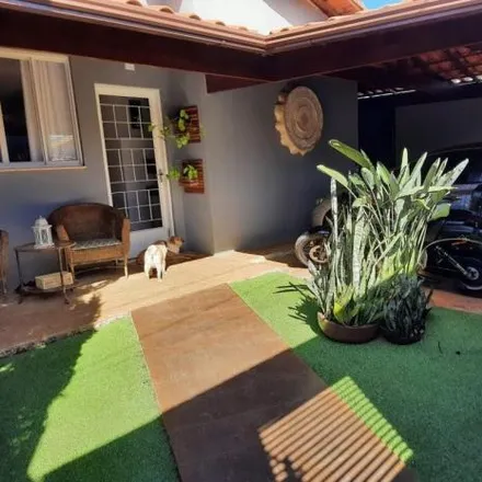 Buy this 2 bed house on Rua Antônio Dias da Cruz in Cachoeira, São José da Lapa - MG