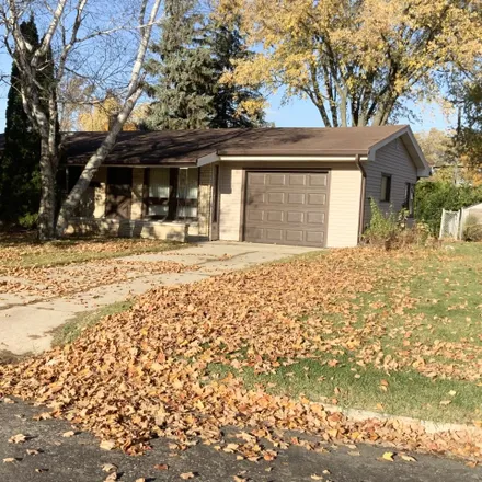 Buy this 3 bed house on Roosevelt Drive in Menomonee Falls, Waukesha County
