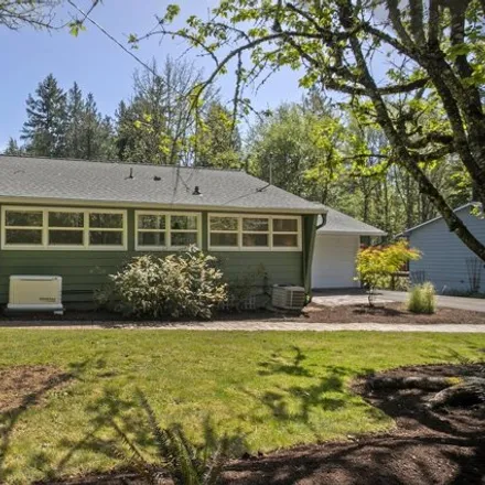 Buy this 3 bed house on 7616 Southwest Greenwood Drive in Tigard, OR 97223