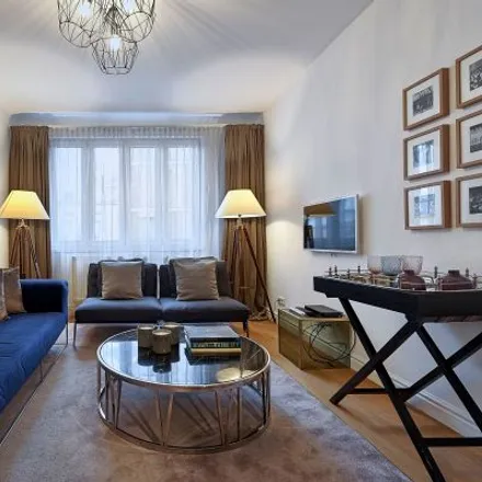Rent this 2 bed apartment on Tiefer Graben 12 in 1010 Vienna, Austria