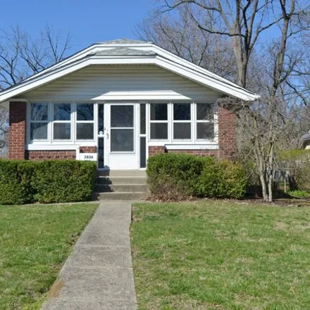 Image 2 - 5836 East Beechwood Avenue, Indianapolis, IN 46219, USA - House for sale