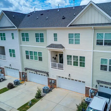 Image 5 - 915 South Franklin Street, Forestville, Wake Forest, NC 27587, USA - Townhouse for sale