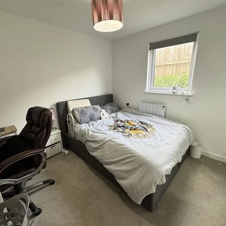 Image 8 - Sandy Lane, Caldicot, NP26 4GS, United Kingdom - Apartment for rent