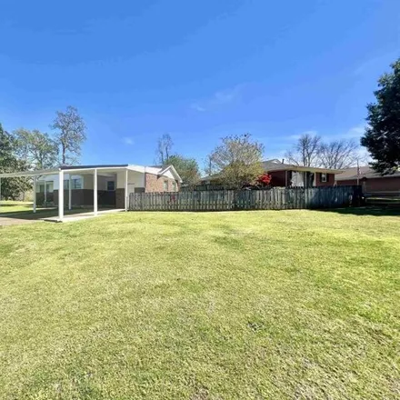 Image 3 - 3616 Hatch Boulevard, Sheffield, Colbert County, AL 35660, USA - House for sale