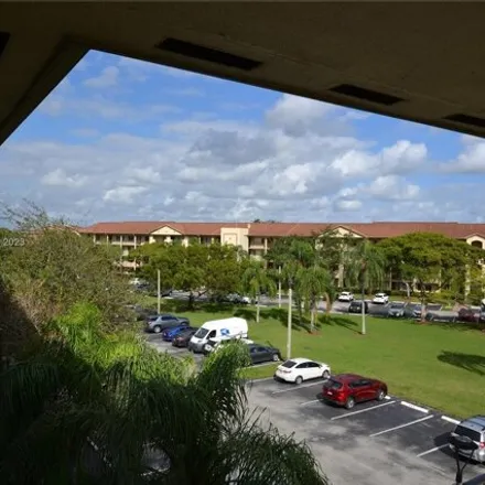 Image 5 - 1351 Southwest 141st Avenue, Pembroke Pines, FL 33027, USA - Condo for sale