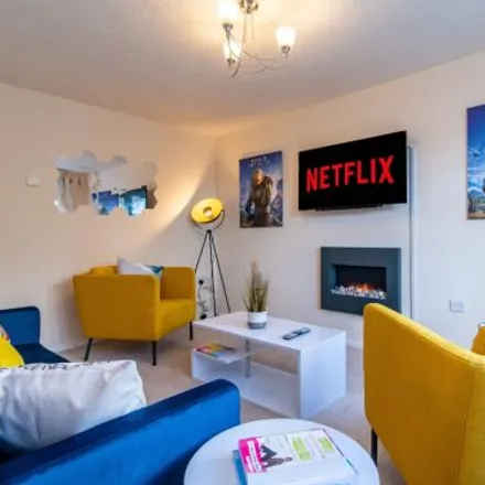 Rent this 4 bed apartment on Mandarin Way in Derby, DE24 8YF