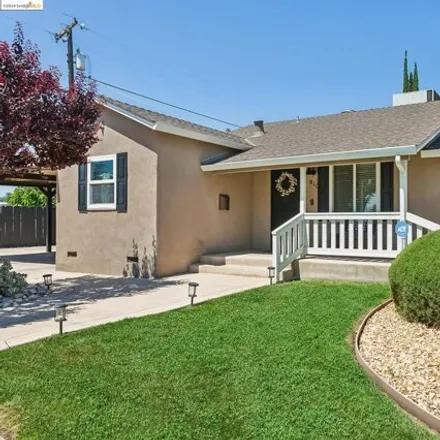 Buy this 3 bed house on 810 West J Street in Los Banos, CA 93635