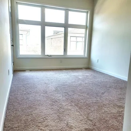 Image 3 - Wuhan Lane, Markham, ON L6C 2L1, Canada - Apartment for rent