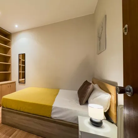 Rent this 1 bed room on Carrer de Bertran in 123, 08023 Barcelona